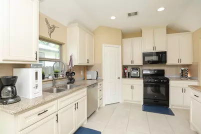 6615 Goldspier Street, Houston, TX 77091 - Photo 13