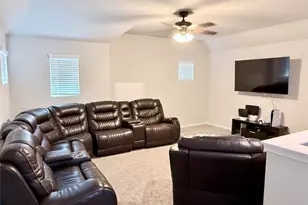 14514 Tundra Swan Dr, Houston, TX 77049 - Photo 7