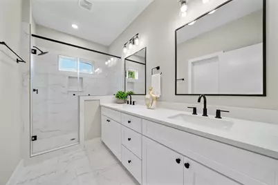 9 Wellford Street #F, Houston, TX 77022 - Photo 19