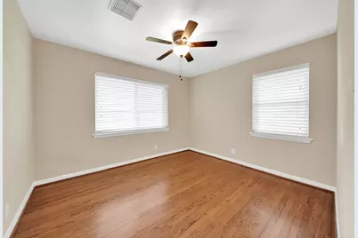 1607 Willowby Drive, Houston, TX 77008 - Photo 13