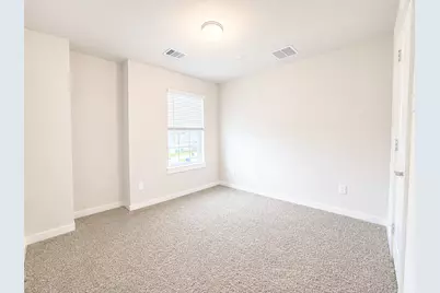 323 Bennett Street, Angleton, TX 77515 - Photo 15