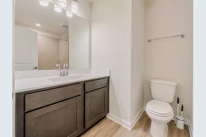 323 Bennett Street, Angleton, TX 77515 - Photo 17