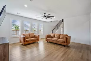 304 Mullins Ct, Montgomery, TX 77316 - Photo 11