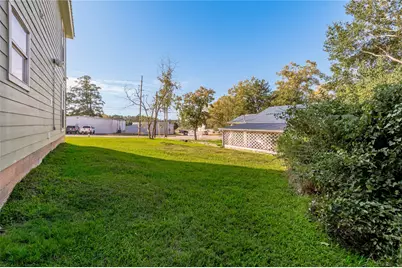 2118 Avenue M, Unit A, Huntsville, TX 77340 - Photo 23