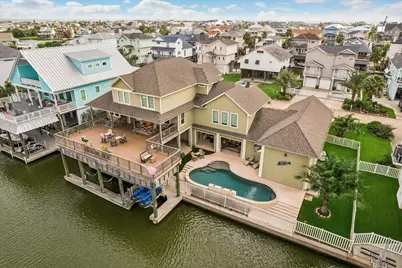 1522 Windsong Way, Galveston, TX 77554 - Photo 1