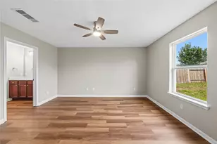 9507 Garnet Grove Dr, Rosharon, TX 77583 - Photo 11