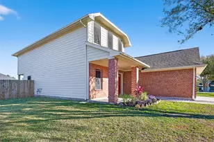 2711 Trinity Glen Ln, Houston, TX 77047 - Photo 3