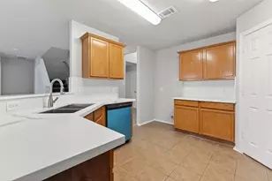 2711 Trinity Glen Ln, Houston, TX 77047 - Photo 13