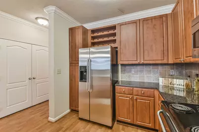 1711 Old Spanish Trail #406, Houston, TX 77054 - Photo 7