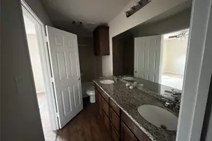 1150 N Colbert St, Dayton, TX 77535 - Photo 5