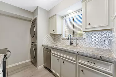 12100 Melville Drive #409D, Montgomery, TX 77356 - Photo 3
