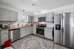 16775 N Marie Vlg Dr, Conroe, TX 77306 - Photo 5