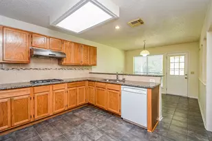 13122 Newberry St, Sugar Land, TX 77478 - Photo 11