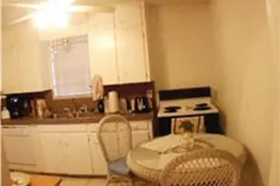 5903A Nancy Ann St, Houston, TX 77009 - Photo 5