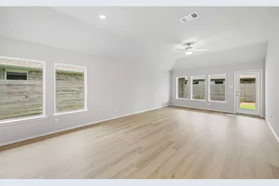 9392 Cordial Circle, Montgomery, TX 77316 - Photo 11