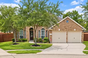 2324 Shadow Falls Ln, Pearland, TX 77584 - Photo 1