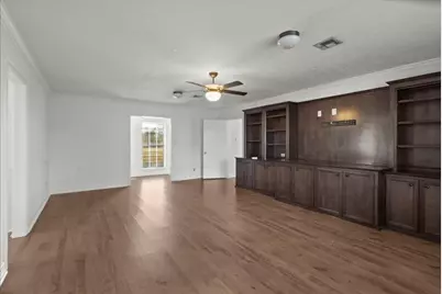 105 Alice Street, Anahuac, TX 77514 - Photo 23