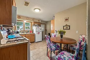 7113 Sycamore Dr, Galveston, TX 77551 - Photo 11