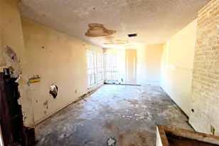 9935 Bertwood St, Houston, TX 77016 - Photo 9