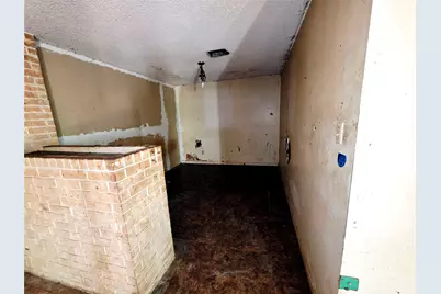 9935 Bertwood Street, Houston, TX 77016 - Photo 13