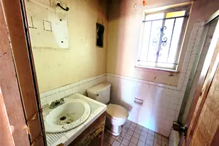9935 Bertwood St, Houston, TX 77016 - Photo 39