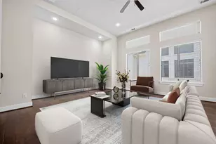 40 N Hutcheson St, Houston, TX 77003 - Photo 1