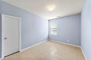 10010 Deer Track Ct, Houston, TX 77064 - Photo 9