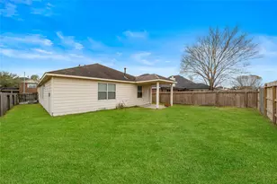 10010 Deer Track Ct, Houston, TX 77064 - Photo 11