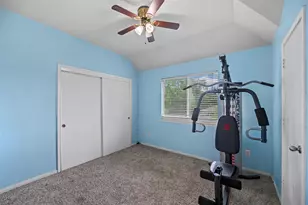 226 Persimmon Dr, Baytown, TX 77520 - Photo 19