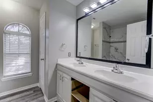 12415 Silversmine Dr, Houston, TX 77014 - Photo 33