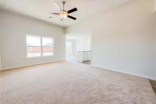 16322 Sweet Grv Dr, Conroe, TX 77303 - Photo 5