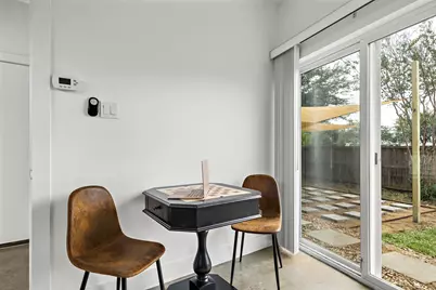 3002 Hawkins Street, Houston, TX 77003 - Photo 7