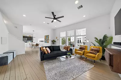 3002 Hawkins Street, Houston, TX 77003 - Photo 9