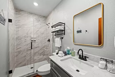 2512 Calumet Street #6, Houston, TX 77004 - Photo 31