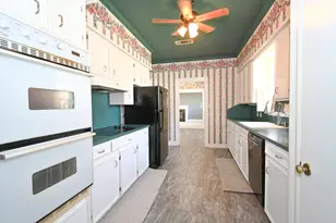 2801 Avenue I, Bay City, TX 77414 - Photo 33