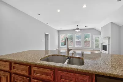 13414 Moonlit Lake Lane, Pearland, TX 77584 - Photo 15