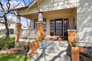 313 Byrne St, Houston, TX 77009 - Photo 27