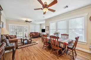 313 Byrne St, Houston, TX 77009 - Photo 7