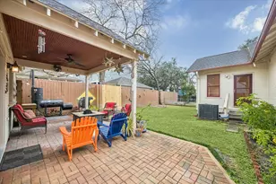 313 Byrne St, Houston, TX 77009 - Photo 23