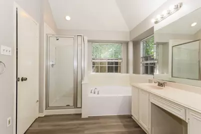 4910 Stone Harbor Drive, Friendswood, TX 77546 - Photo 13