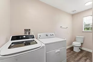 672 County Rd 3317, Cleveland, TX 77327 - Photo 23