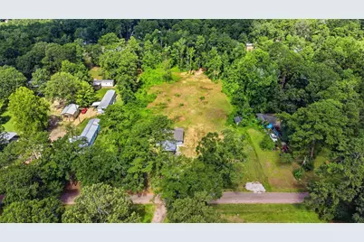672 County Road 3317, Cleveland, TX 77327 - Photo 27