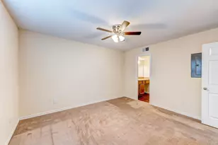2750 Holly Hall St, Houston, TX 77054 - Photo 7