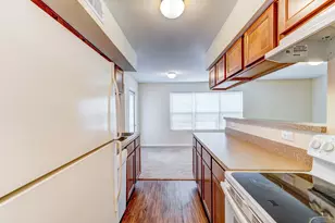 2750 Holly Hall St, Houston, TX 77054 - Photo 11
