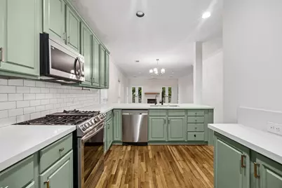 911 Birdsall Street, Houston, TX 77007 - Photo 9