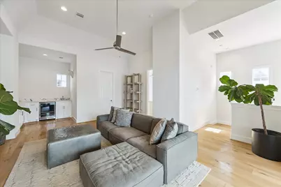6108 Nicholas Grove Place, Houston, TX 77055 - Photo 17