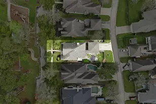 18 E Bonny Branch St, The Woodlands, TX 77382 - Photo 43