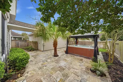 18 E Bonny Branch Street, The Woodlands, TX 77382 - Photo 29