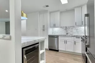 614 Kipling St St, Houston, TX 77006 - Photo 7