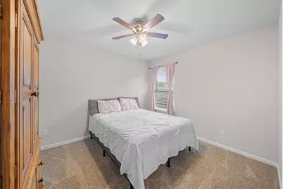 5602 Pleasant Falls Drive, Richmond, TX 77407 - Photo 5